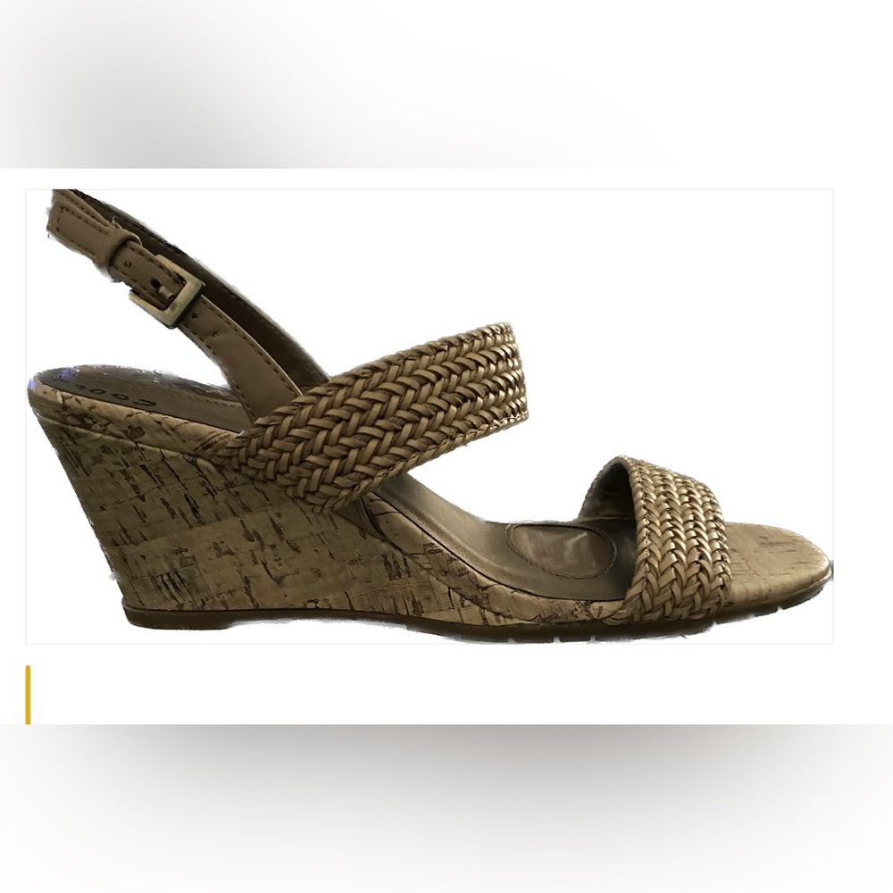 Life Stride TAN Wedge Sandals, 10 Summer Sale